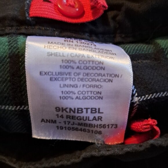 Boys cargo style plaid flannel lined pants. Brand tags removed, black - Picture 7 of 9